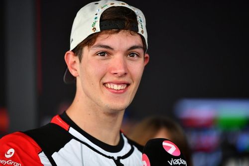 F1: "Estava me borrando de medo de andar ao lado de Verstappen", admite Bearman sobre disputa no GP do México