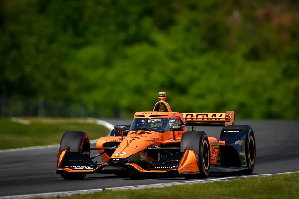 IndyCar Road America: Lundgaard gana con drama y Palou, 4º, sobrevive en un  día movido