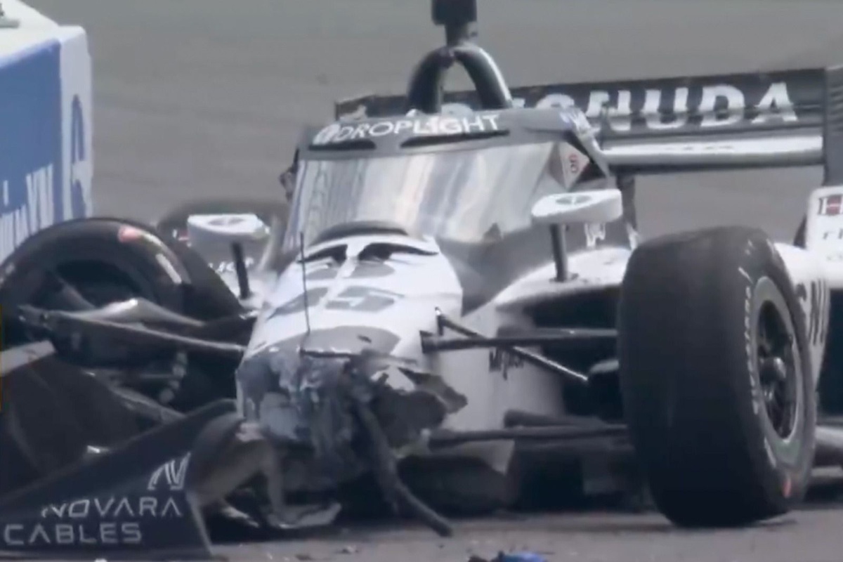 Louis Foster Crashes Out of Markham IndyCar Race After Strong Start
