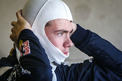 Red Bull junior Verschoor gets second F4 title