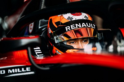 Aitken relishing second chance to beat Russell in F2