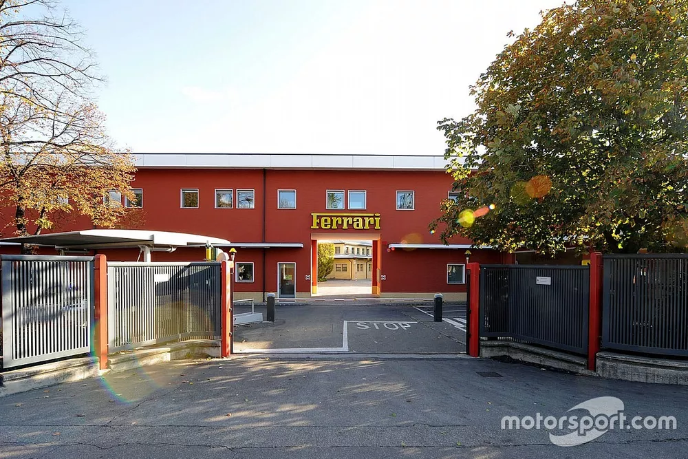 Entrada de Ferrari