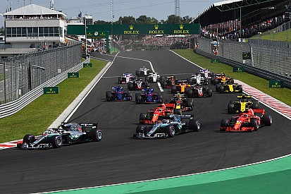 GP Hongaria: Hamilton dominan, Vettel-Bottas tabrakan