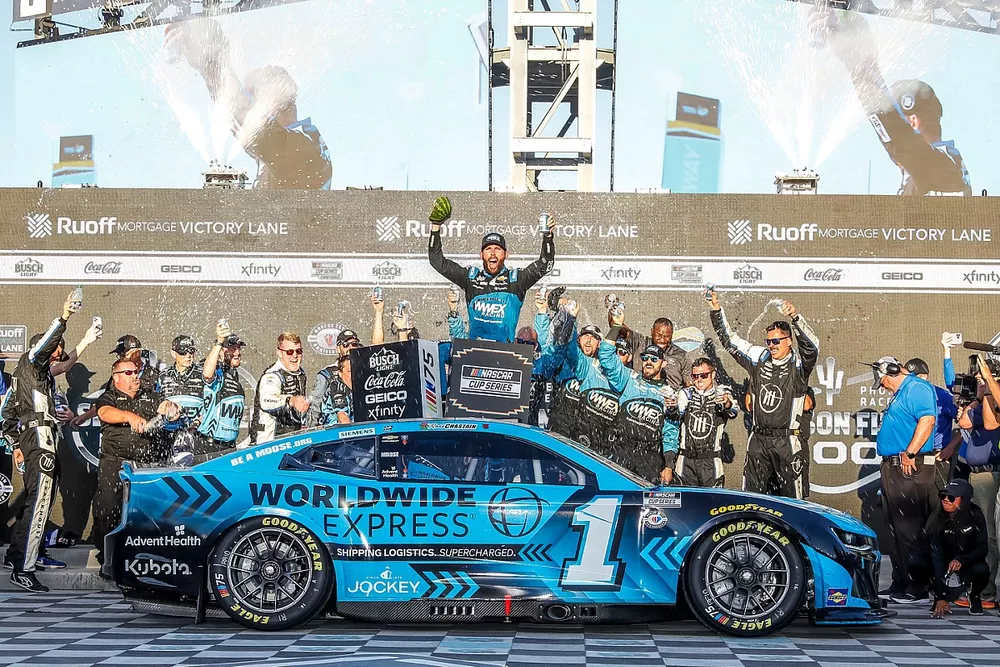 Race winner Ross Chastain, Trackhouse Racing, Chevrolet Camaro