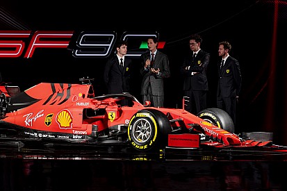 Vettel ziet niets in vluchten voor Leclerc: "Voorzie geen vertrek bij Ferrari"