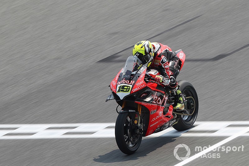 WSBK, Бурірам: Баутіста випередив Рея у п'ятничних практиках