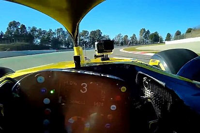 Video: Ricciardo'nun Renault ile ilk turu