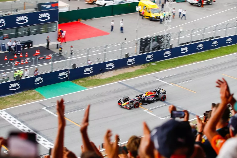 Max Verstappen, Red Bull Racing RB19

