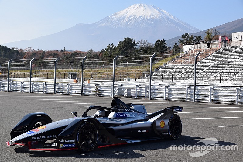 日本初の第2世代フォーミュラEマシンのデモラン、”段違い”の加速に注目