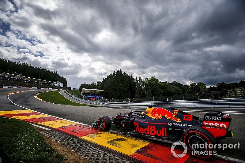 TAG, motora ismini vermeyecek olsa da Red Bull ile anlaşmasını uzattı