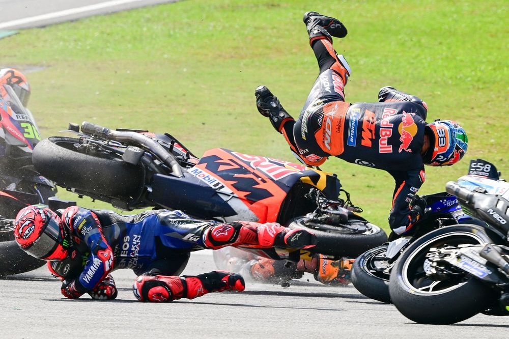 Ca&iacute;da de Brad Binder, Red Bull KTM Factory Racing, Jack Miller, Red Bull KTM Factory Racing, Fabio Quartararo, Yamaha Factory Racing