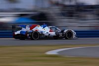 Daytona 24 Horas: BMW al frente en la 1&deg; hora, latinos en la lucha por la victoria