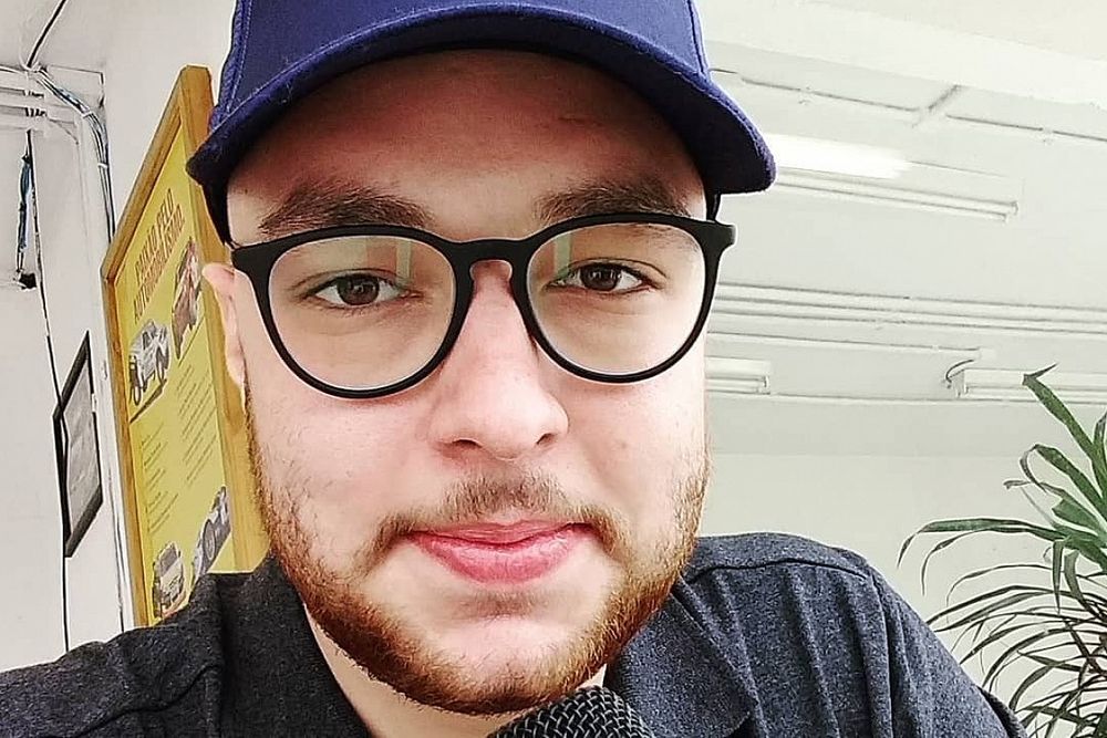 O narrador Rodrigo Vicente Amarante