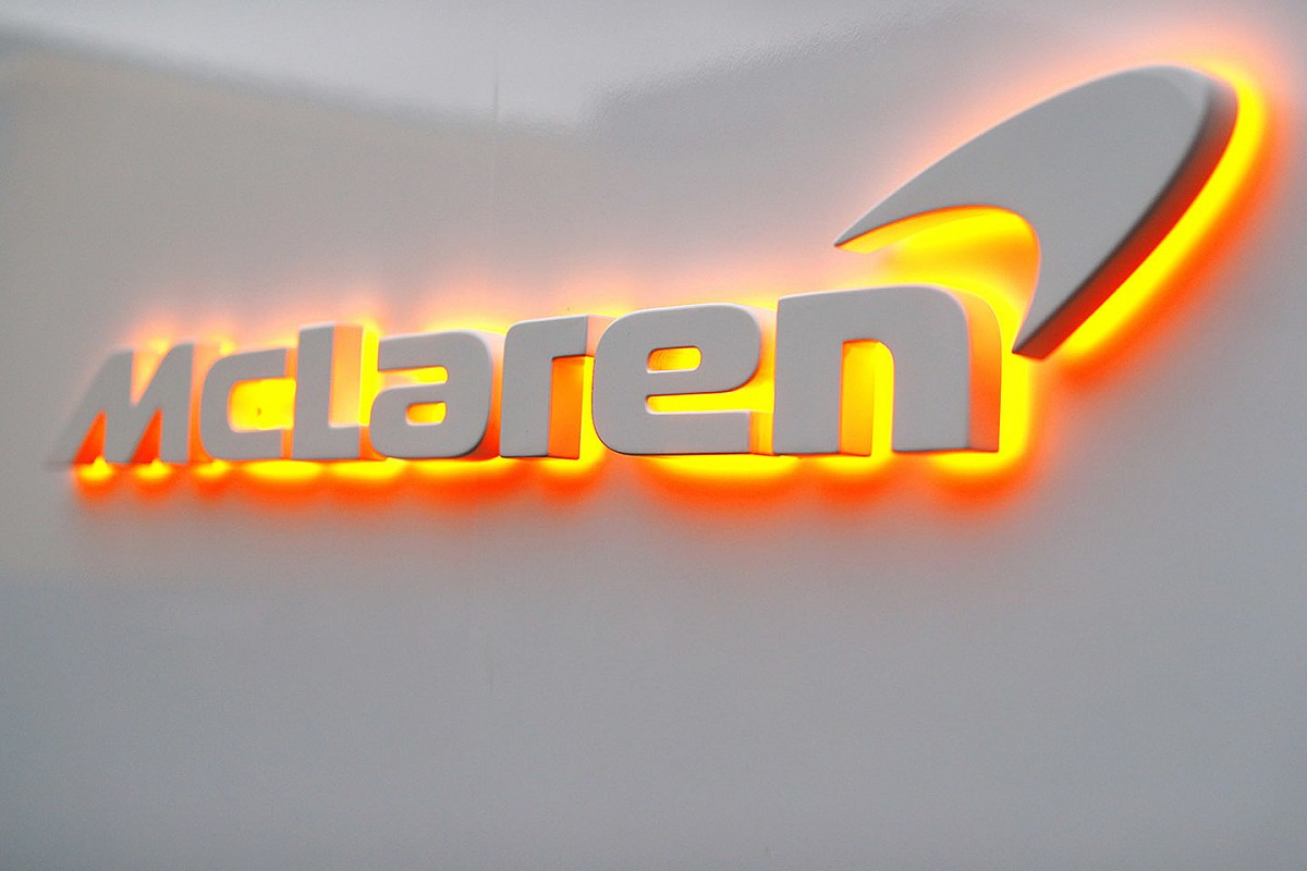 Élő közvetítés a McLaren új F1-es autójának bemutatójáról: 13:00 (LIVE)