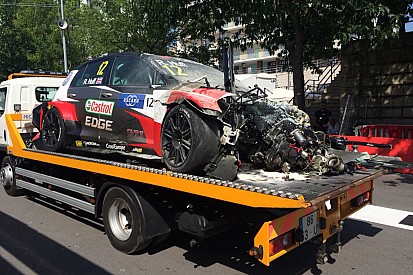 Portugal WTCR: First race halted by huge crash