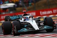 Russell no entiende por qu&eacute; Ferrari us&oacute; la goma dura con Leclerc 