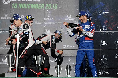 WEC'de ilk kez podyuma çıkan Button: Yarışmaktan yeniden keyif alıyorum