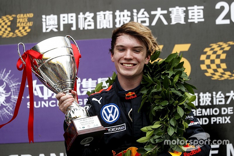 Ticktum en camino a la superlicencia de F1 tras la victoria en Macao