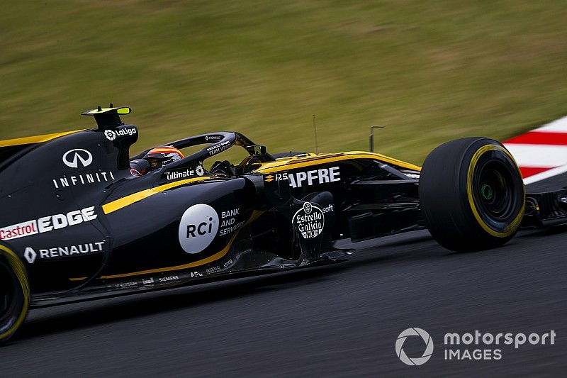Sainz cree que la falta de mejoras en el motor lastra a Renault