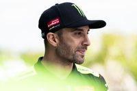 Iannone: "Vi en mi tel&eacute;fono un mensaje de Valentino: 'Ll&aacute;mame, &iexcl;es importante!'"