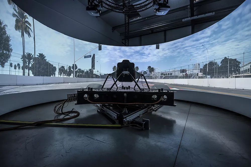 Dynisma DMG-1 motion simulator