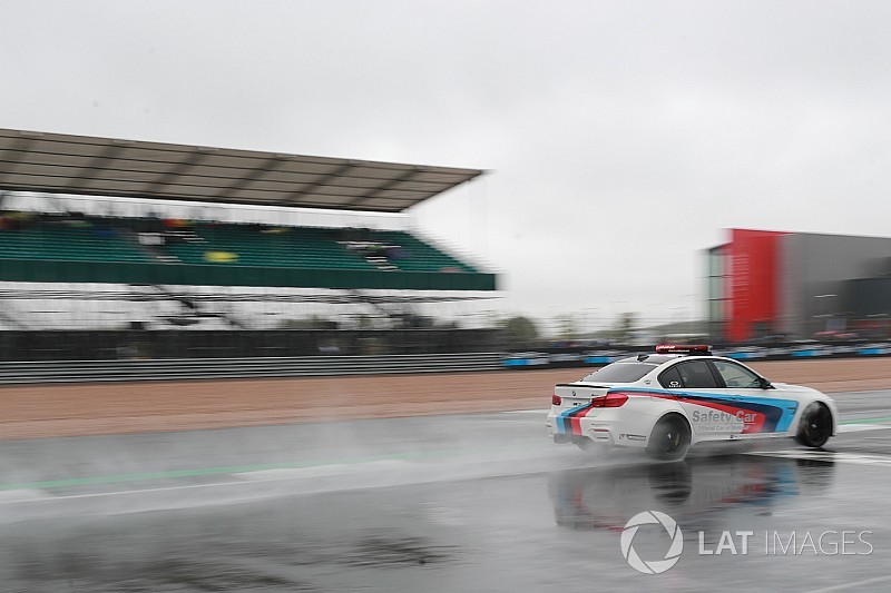 Silverstone veut des données avant de blâmer l'asphalte