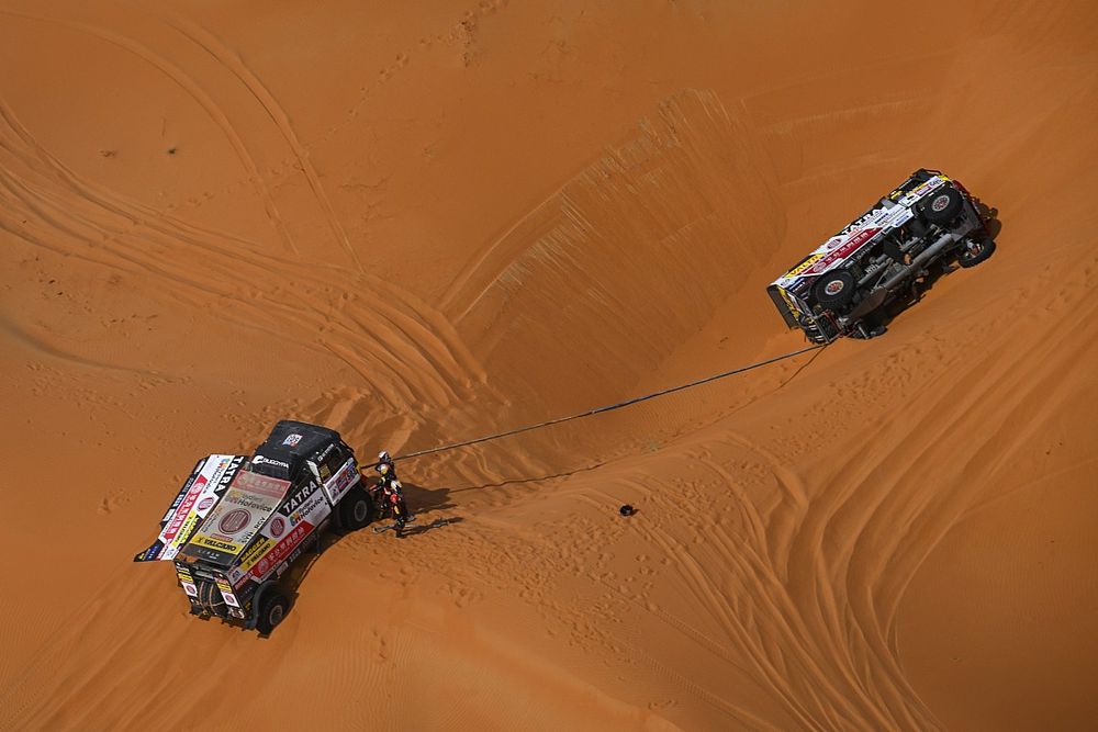 #509 Fesh Fesh Team: Tomas Vratny, Jaromir Martinec, Bartlomiej Boba, #503 Tatra Buggyra Slovakia: Martin Soltys, Roman Krejci, David Hoffmann