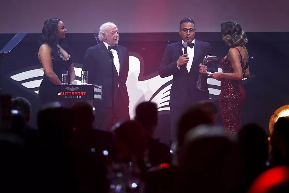 Prince Karim Al Sharif receives the award for Motorsport Promoter of the Year from David Richards