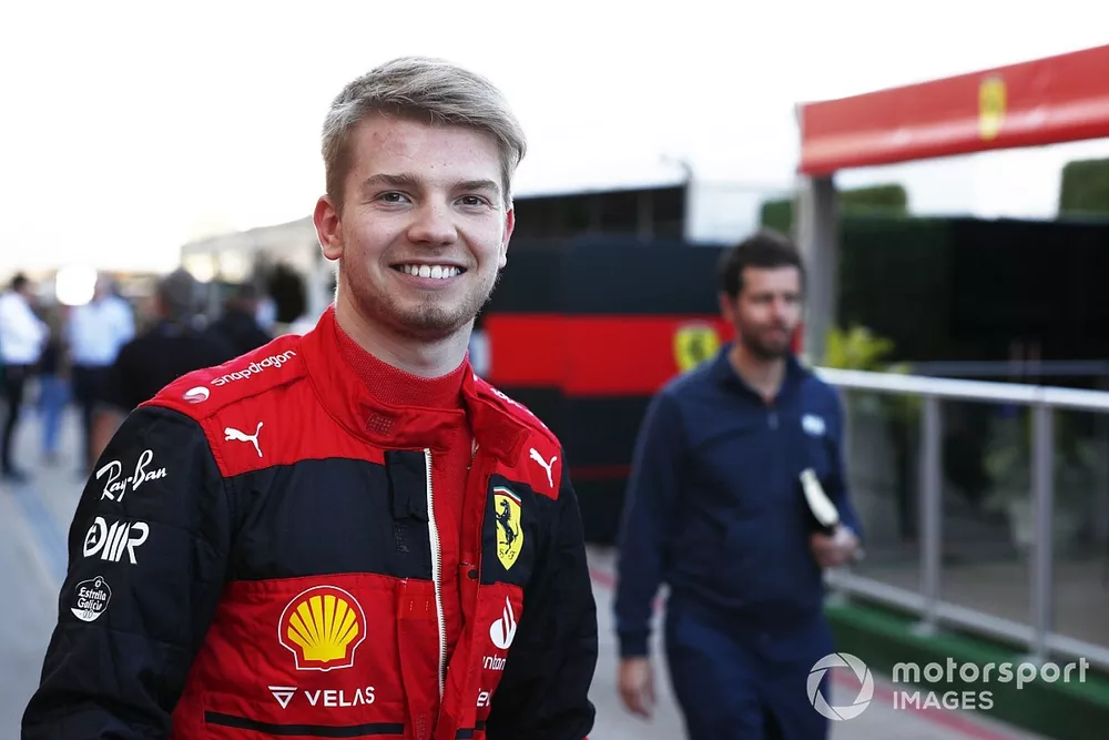 Robert Shwartzman, Ferrari