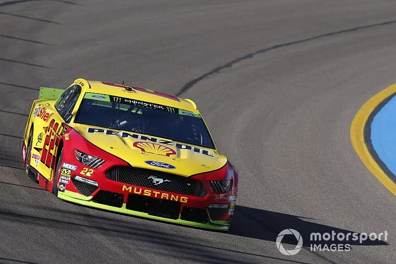  Joey Logano, Team Penske, Ford Mustang Shell Pennzoil