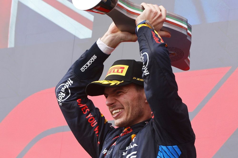Podio: ganador Max Verstappen, Red Bull Racing