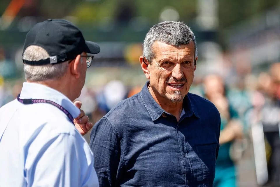 Guenther Steiner, en la parrilla 