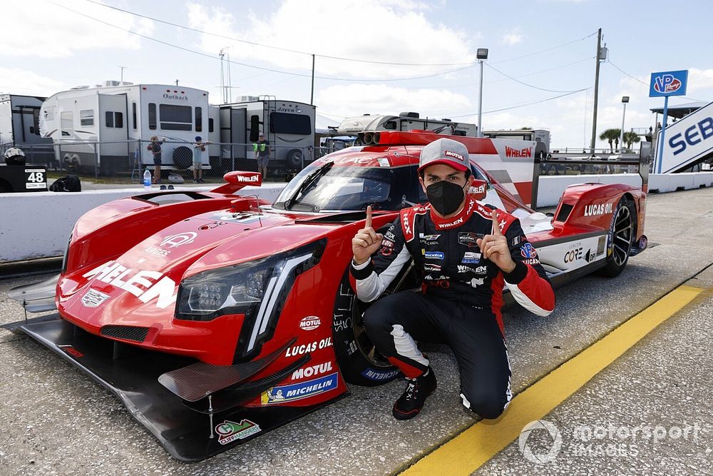 #31 Action Express  Racing Cadillac DPi, DPi: Pipo Derani, IMSA Motul Pole Award for DPI