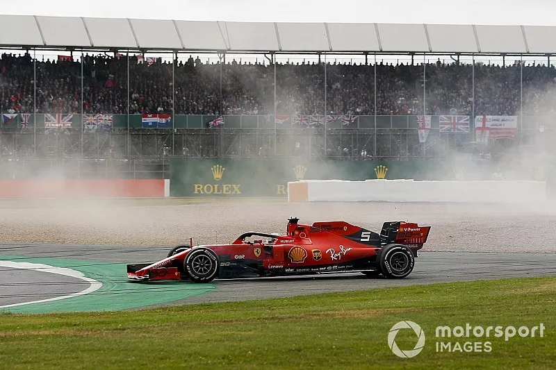 Sebastian Vettel, Ferrari SF90 après avoir percuté Max Verstappen, Red Bull Racing RB15