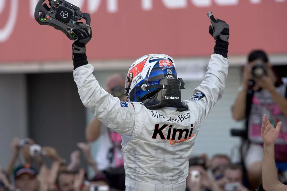 Race winner Kimi Raikkonen, McLaren