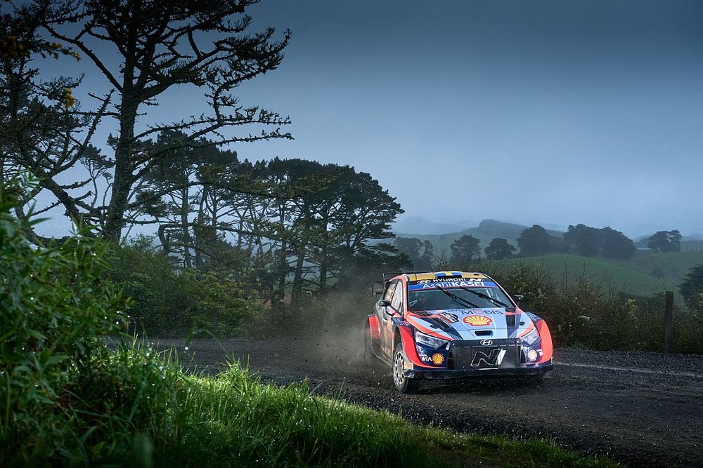 Oliver Solberg, Elliott Edmondson, Hyundai World Rally Team Hyundai i20 N Rally1