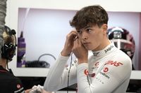Bearman: "A Alonso con dos t&iacute;tulos le dejaron hacer el test de novatos y a m&iacute; no"