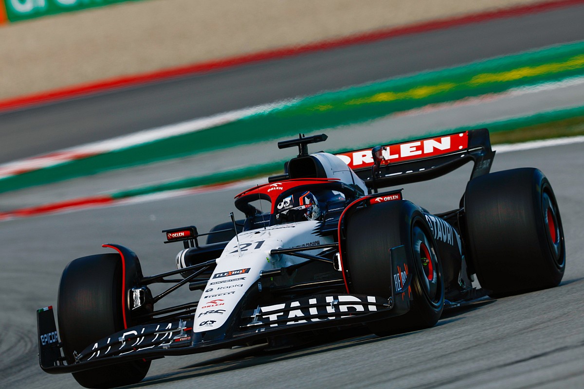 F1 drivers fear unintended consequences of Barcelona track changes - Vimarsana News
