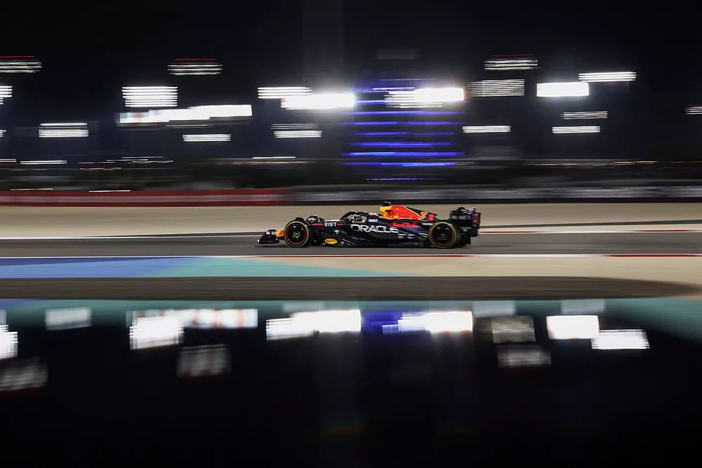 Max Verstappen, Red Bull Racing RB19 
