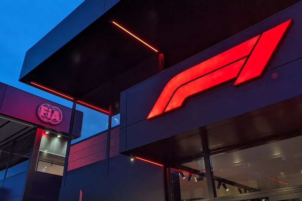 F1 and FIA logo