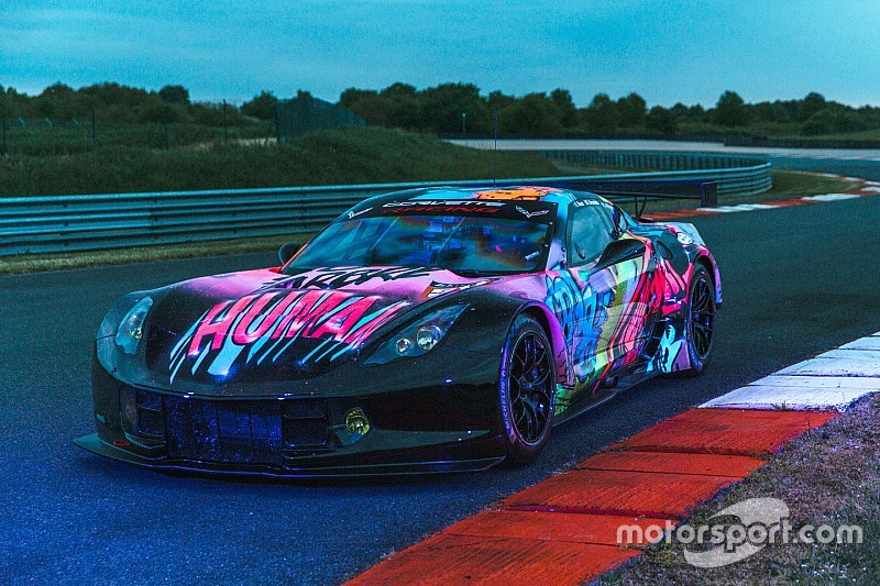 Larbre Compétition avec une livrée fluorescente pour Le Mans !