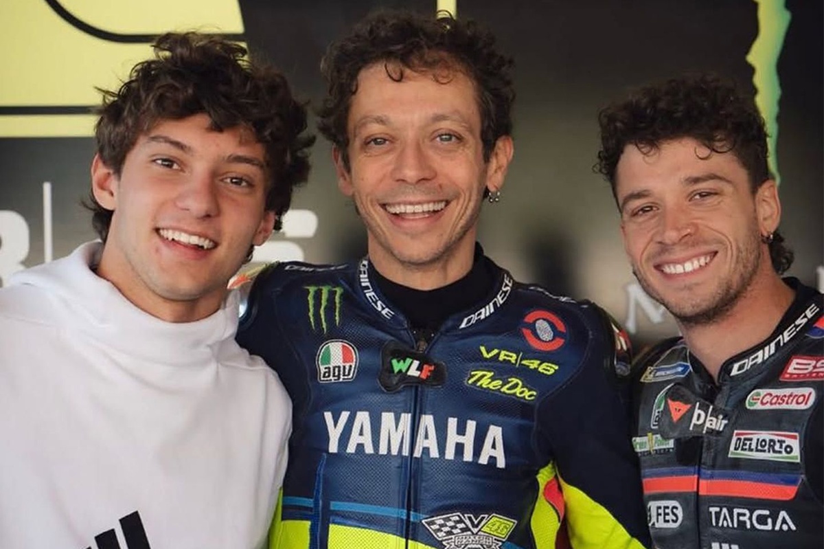 F1 | Antonelli al Ranch con Vale e Bez: Kimi solo spettatore dagli amici