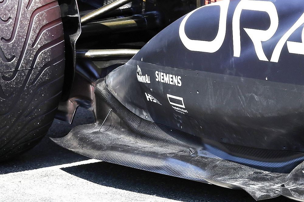 Red Bull Racing RB18 floor