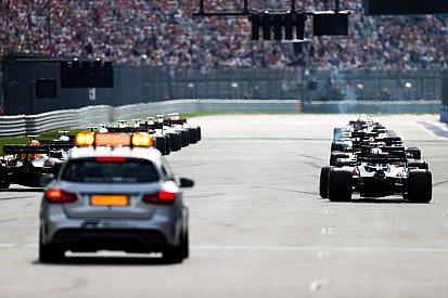 Az FIA tagadja Vettel vádjait, miszerint gond lenne az új aszfalttal Szocsiban