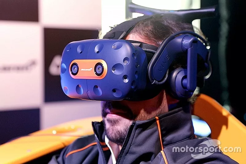 HTC et McLaren annoncent la sortie d'un casque de r&eacute;alit&eacute; virtuelle en &eacute;dition sp&eacute;ciale