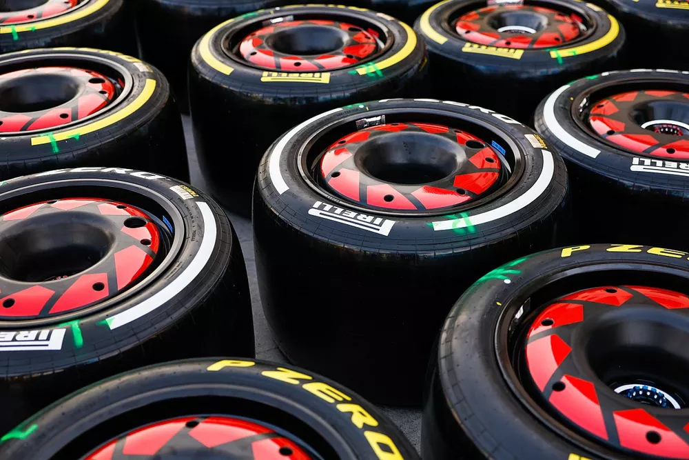 Neum&aacute;ticos Pirelli