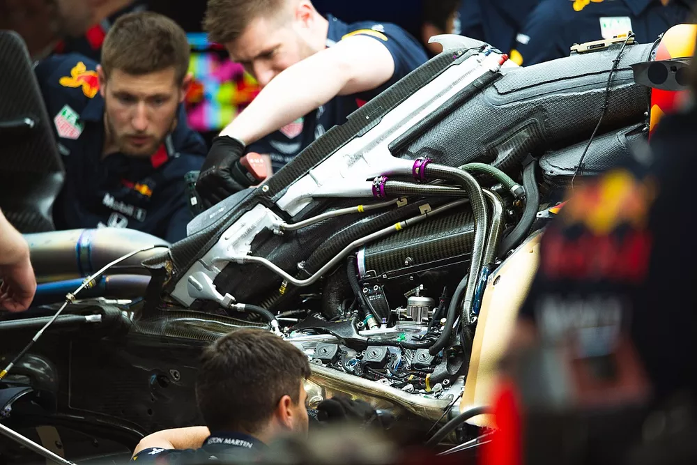 Unidad de potencia y toma de aire Red Bull Racing RB15