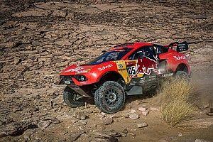 Loeb se despide de la posibilidad de ganar el Dakar 2021