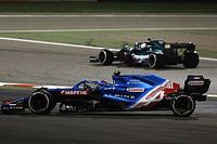 F1: Vettel soma cinco pontos no Bahrein, mas na superlicença