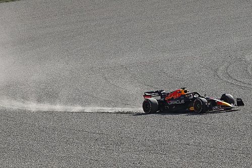 Verstappen explicó su salida en pista y agregó: el coche es diferente